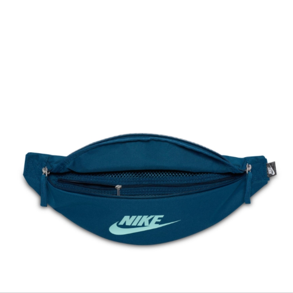 Nike heritage waistpack